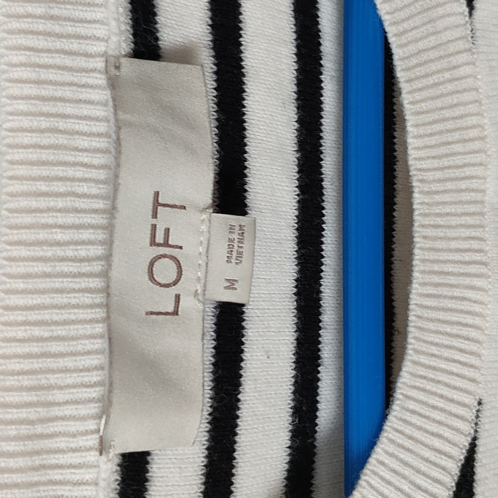 Loft Pullover - Picture 2 of 5